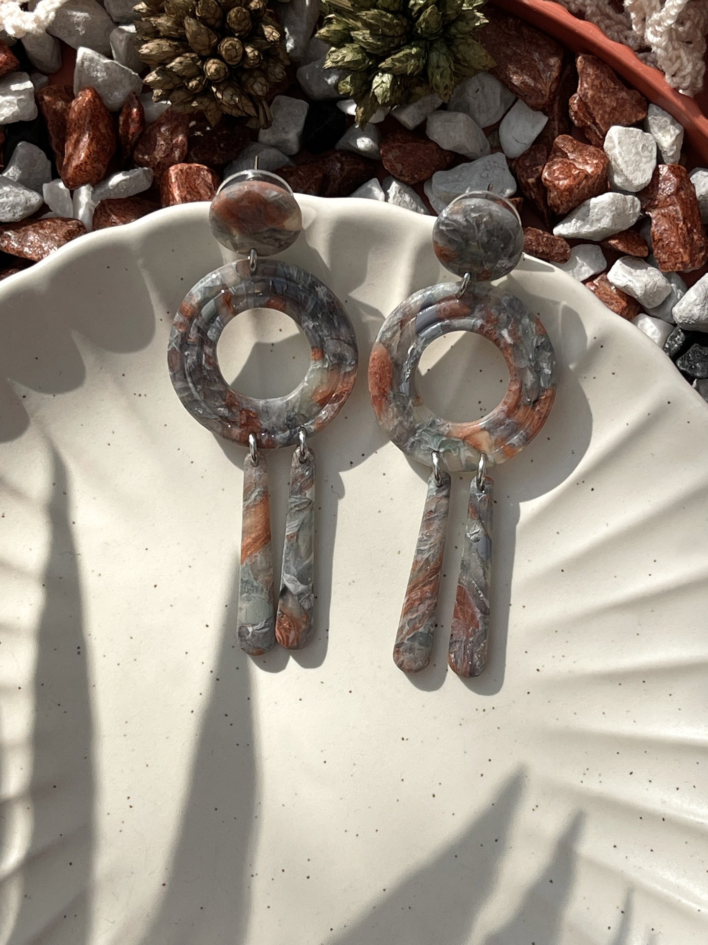 Stormy | Terracotta and grey earrings 05