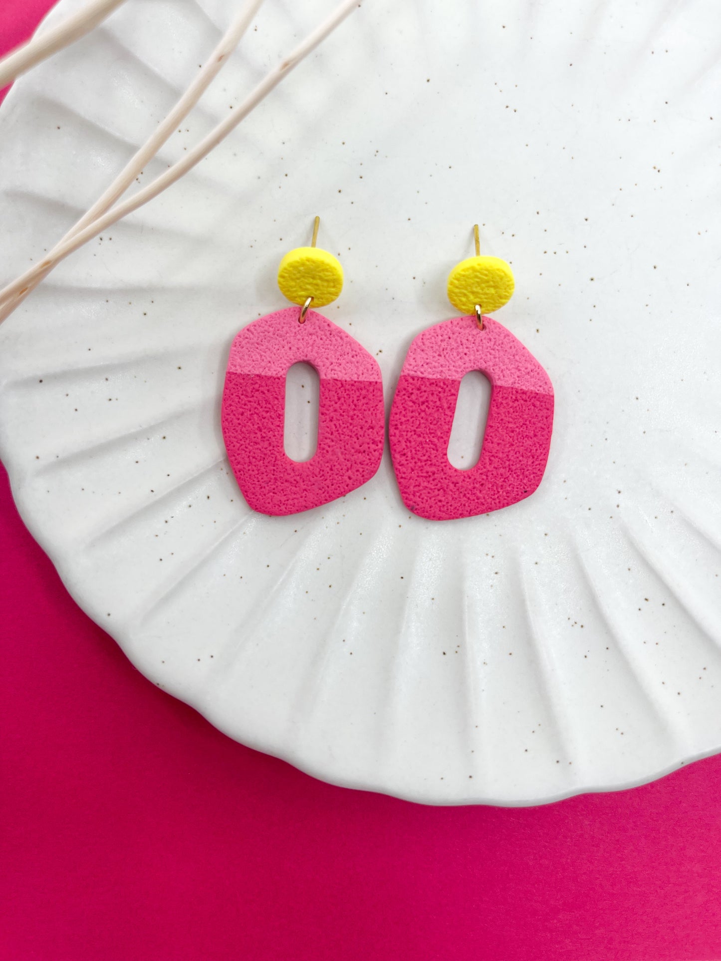 Spring | Medium size statement earrings