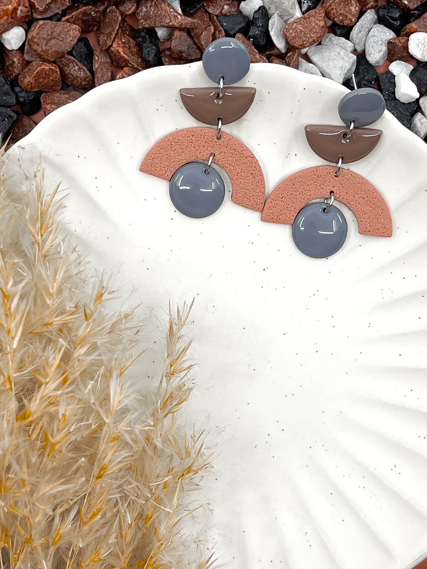 Solid | Abstract geometrics 01