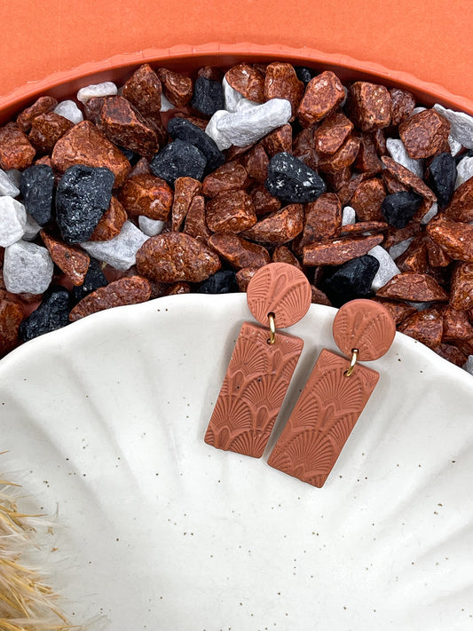 Terra | Textured dangle