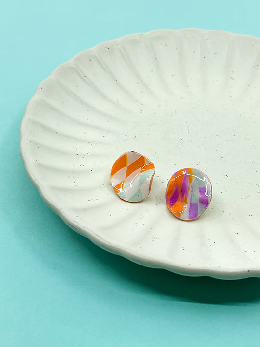 Spring | Colored checkered studs