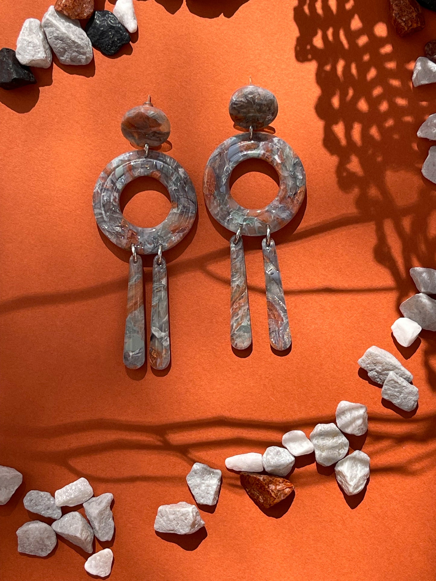 Stormy | Terracotta and grey earrings 05