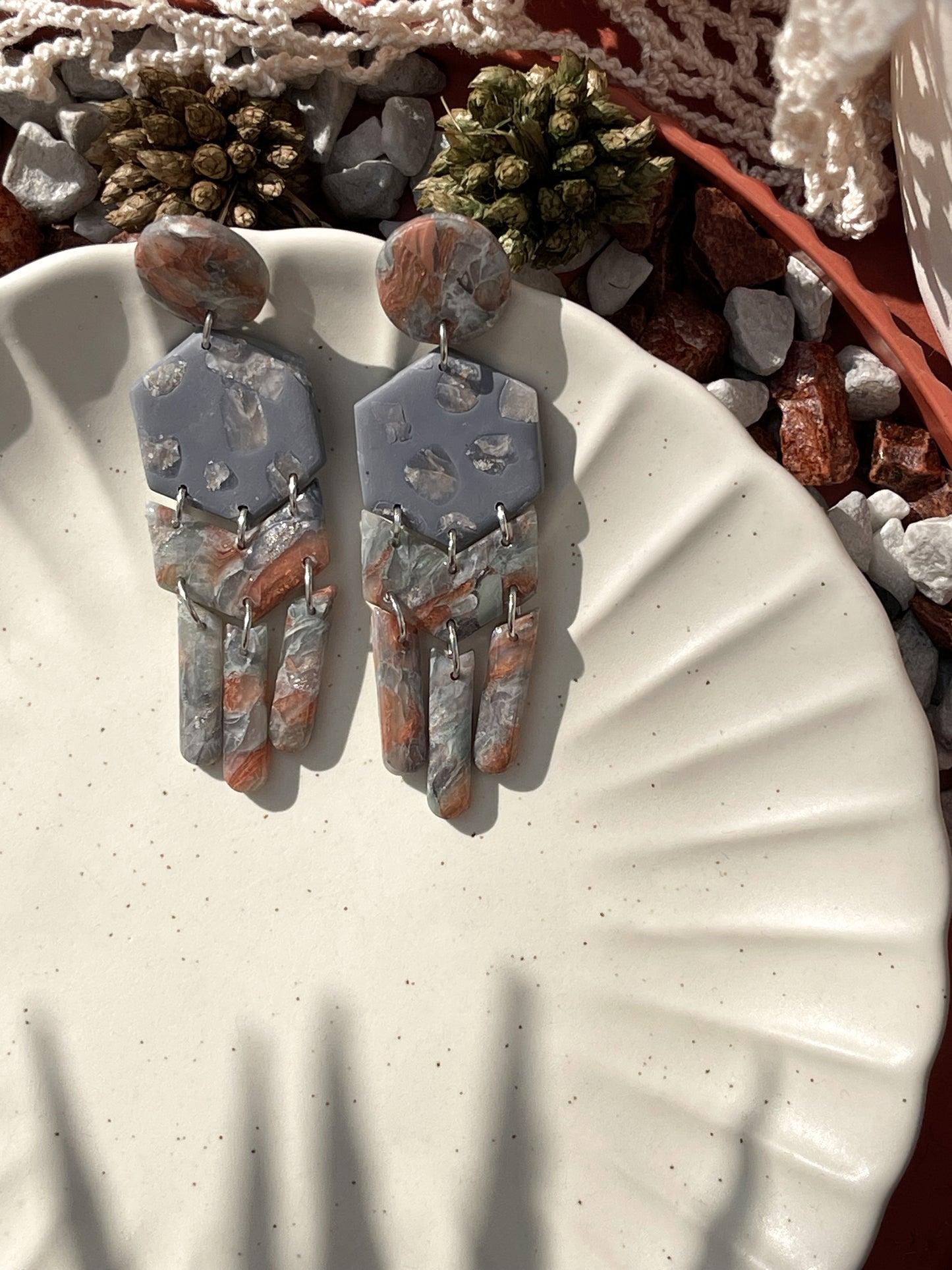 Stormy | Terracotta and grey earrings 04
