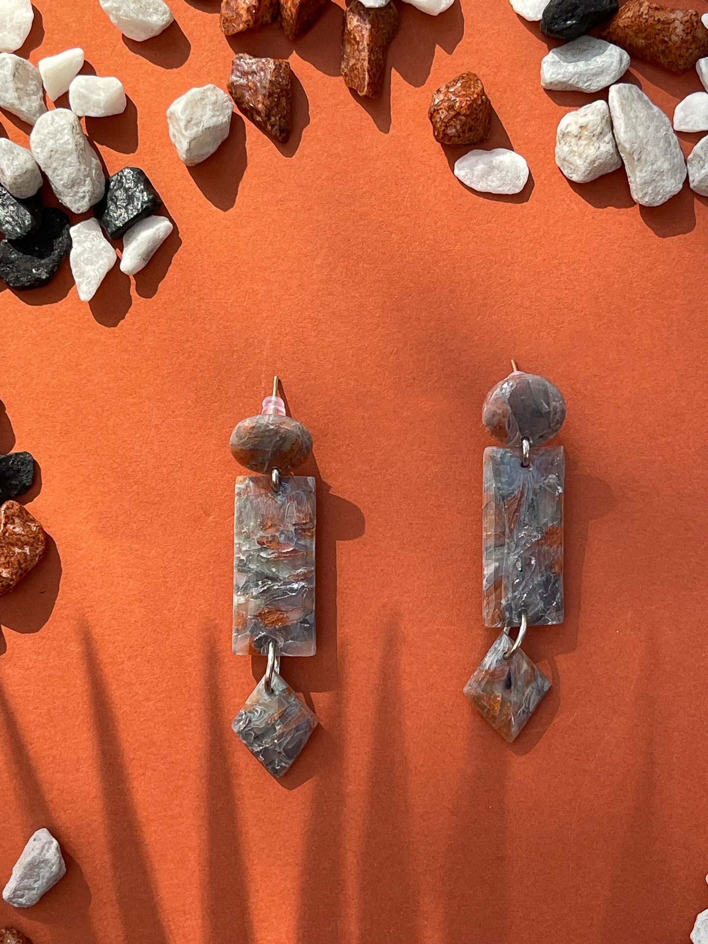 Stormy | Terracotta and grey earrings 07