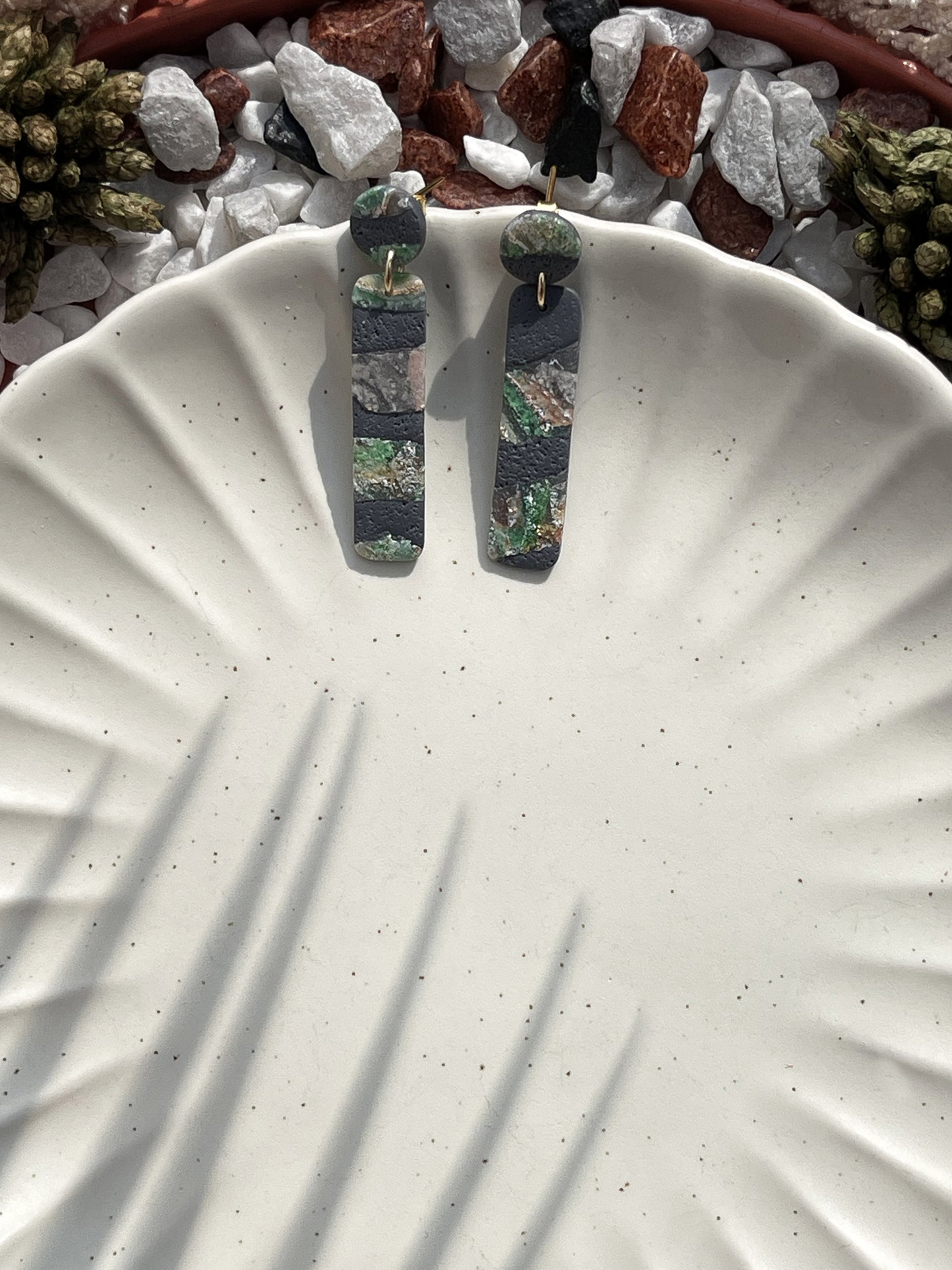 Snow | Agate and grey textured dangles