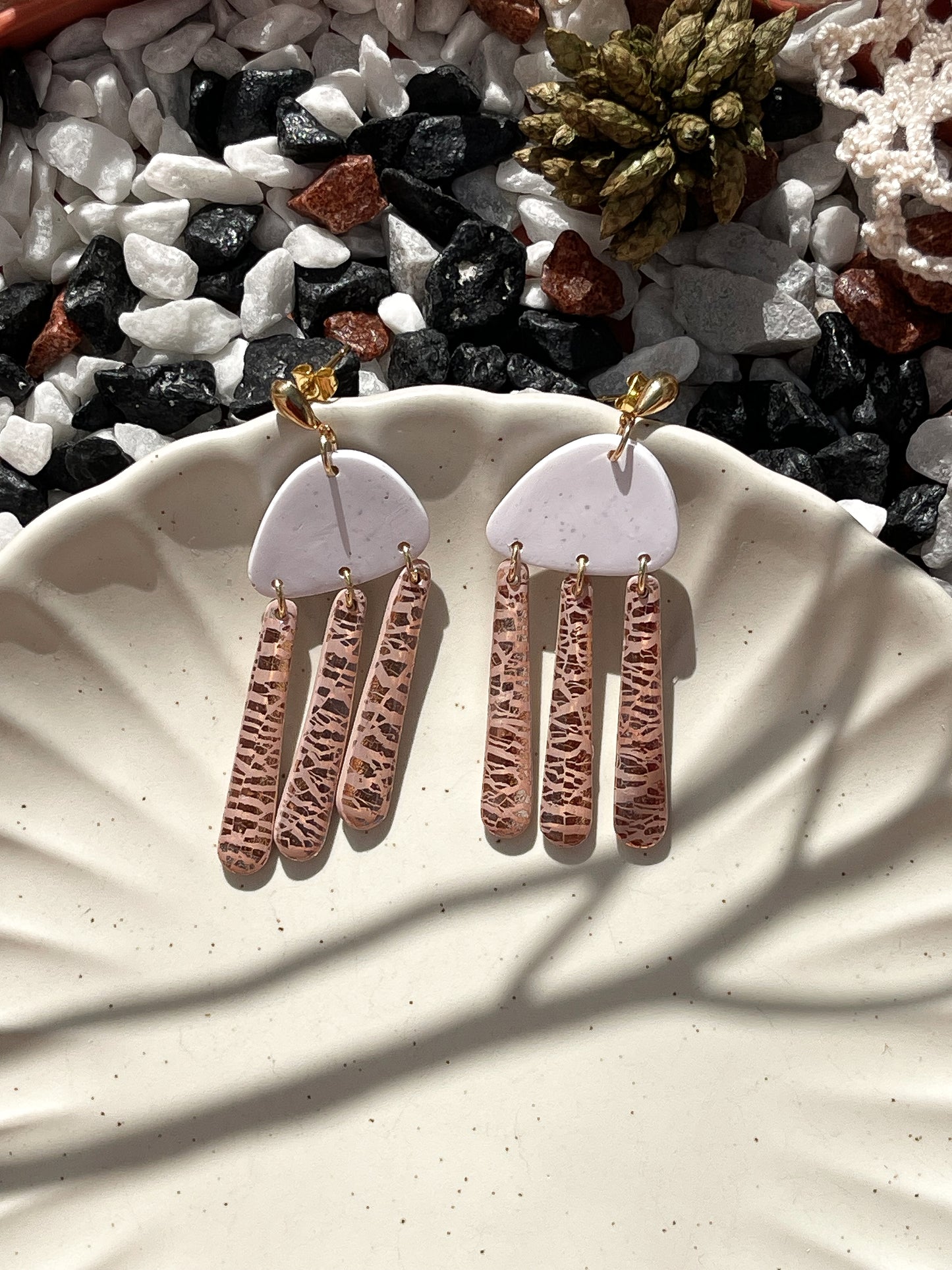 Snow | Rose gold and white earrings