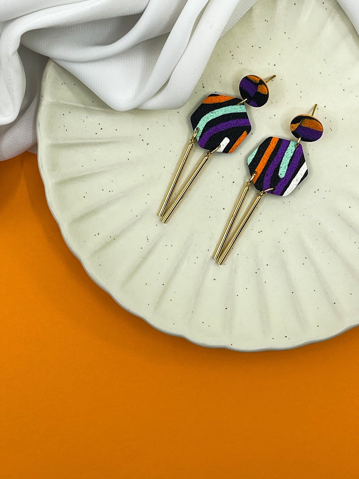 Spring | Black and color statement earrings 03